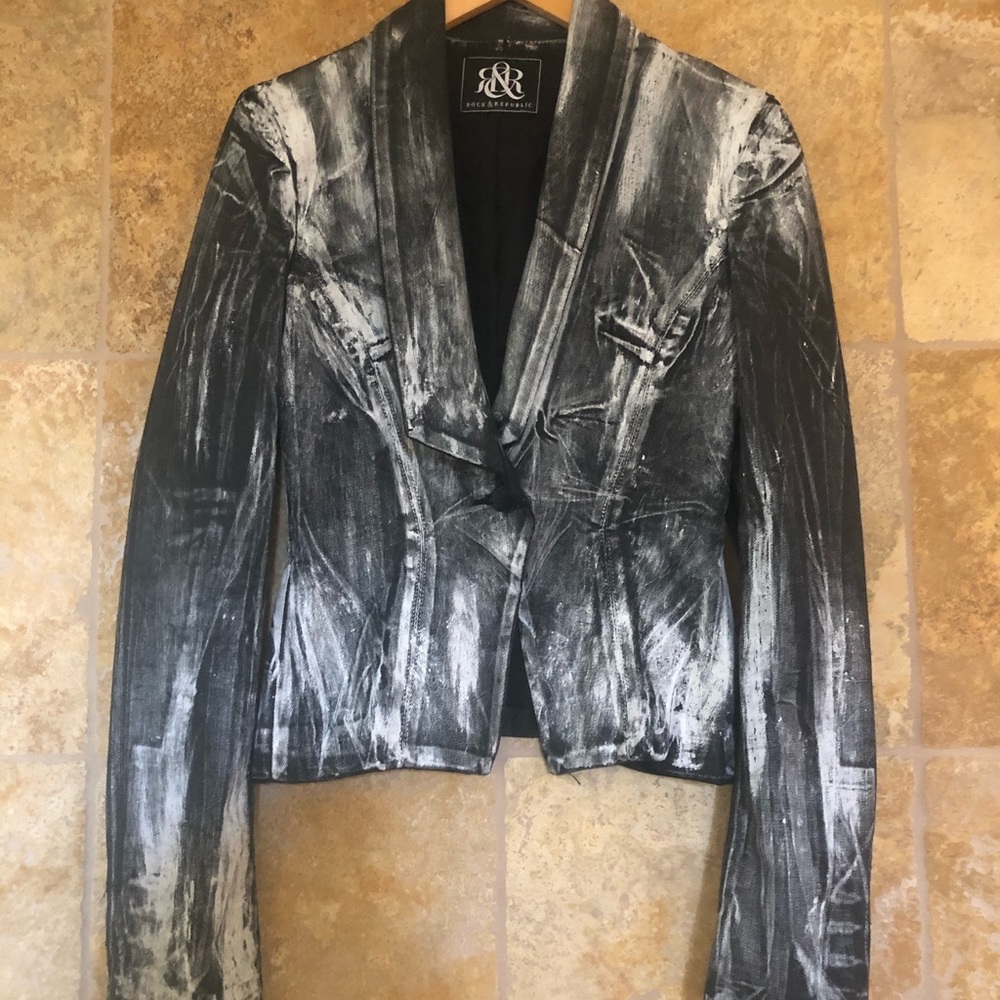 Rock & Republic Gray and White painted Blazer